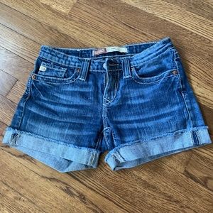 Big Star jean short size 26